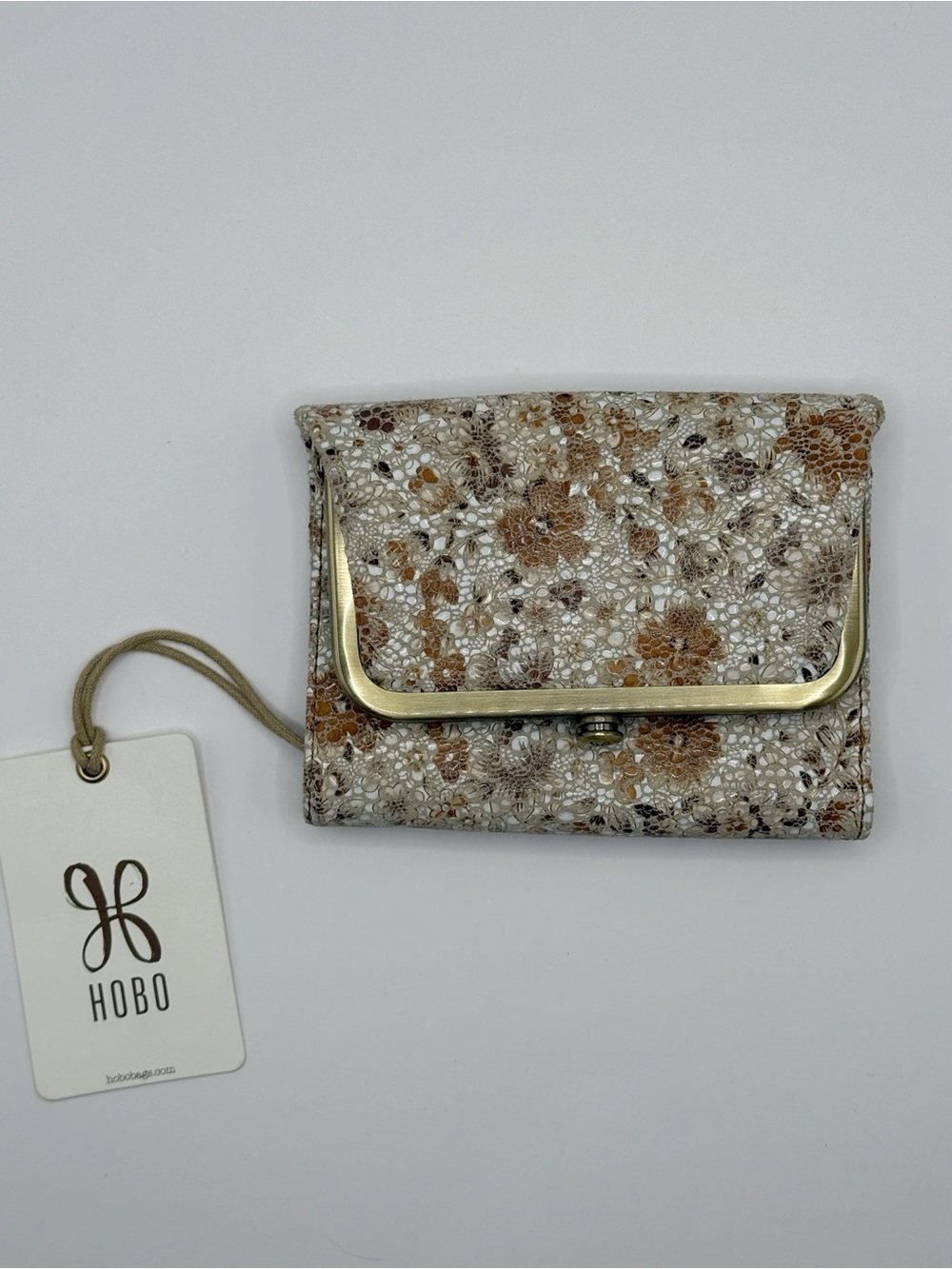 HOBO Robin Wallet Printed Leather Trifold Floral Sepia Bloom NWT Boho